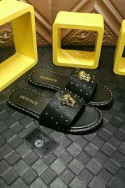 Picture of Versace Slippers _SKU802815032191932